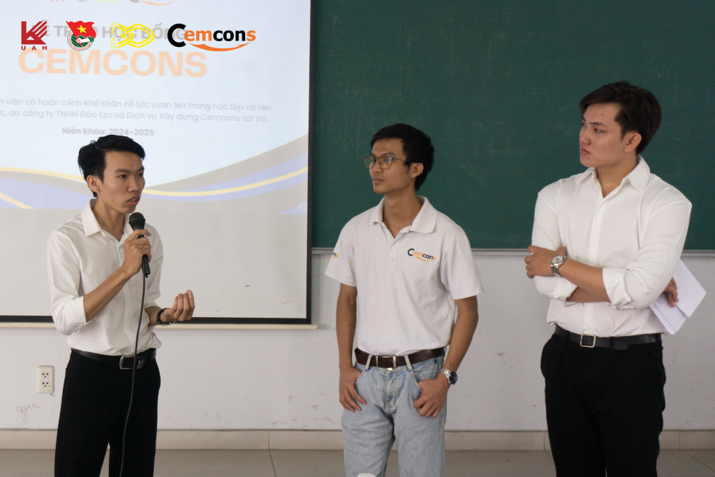 Sinh viên Nguyễn Tiến Vinh chia sẻ sau khi nhận được học bổng